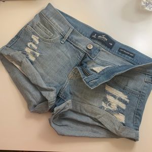 Hollister Jean Shorts Size 3 Low Rise Short Short